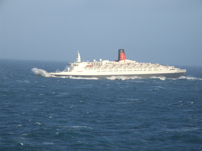 Qm2 Ship